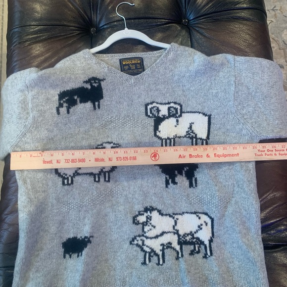 ✨WOOLRICH Vintage 90s Gray Wool Ram & Sheep Sweater Size XL - Picture 9 of 12